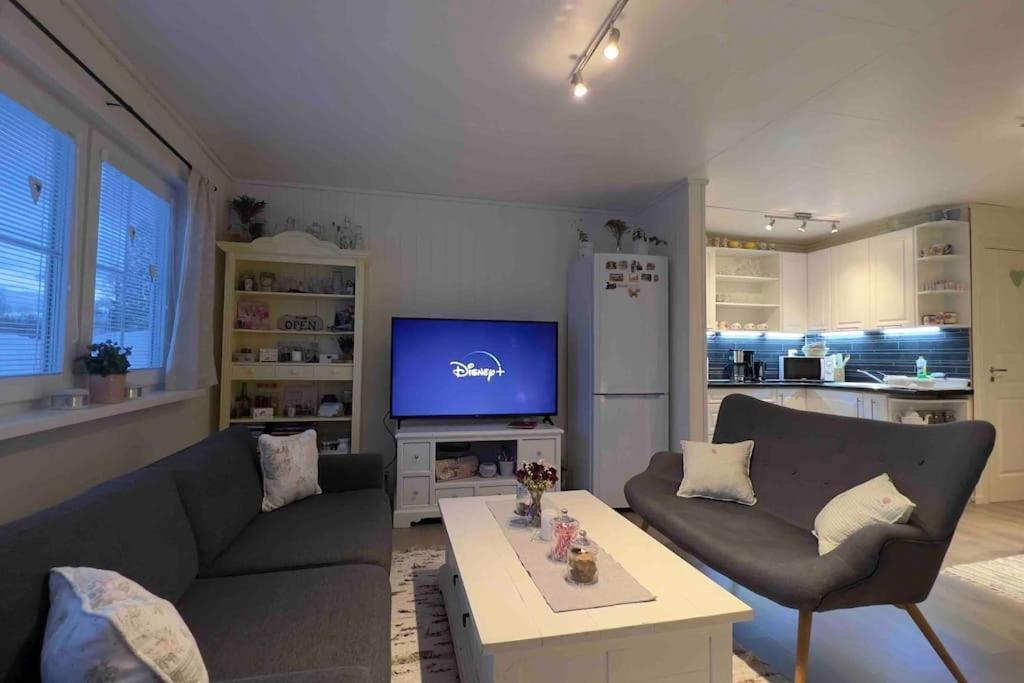 Marta'S Home-Cozy Appartment Near The Airport Andselv Εξωτερικό φωτογραφία